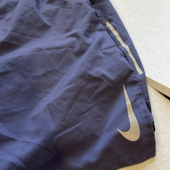 Nike X Peleton running dri-fit shorts size large 7 inch inseam denim blue - Picture 2 of 5